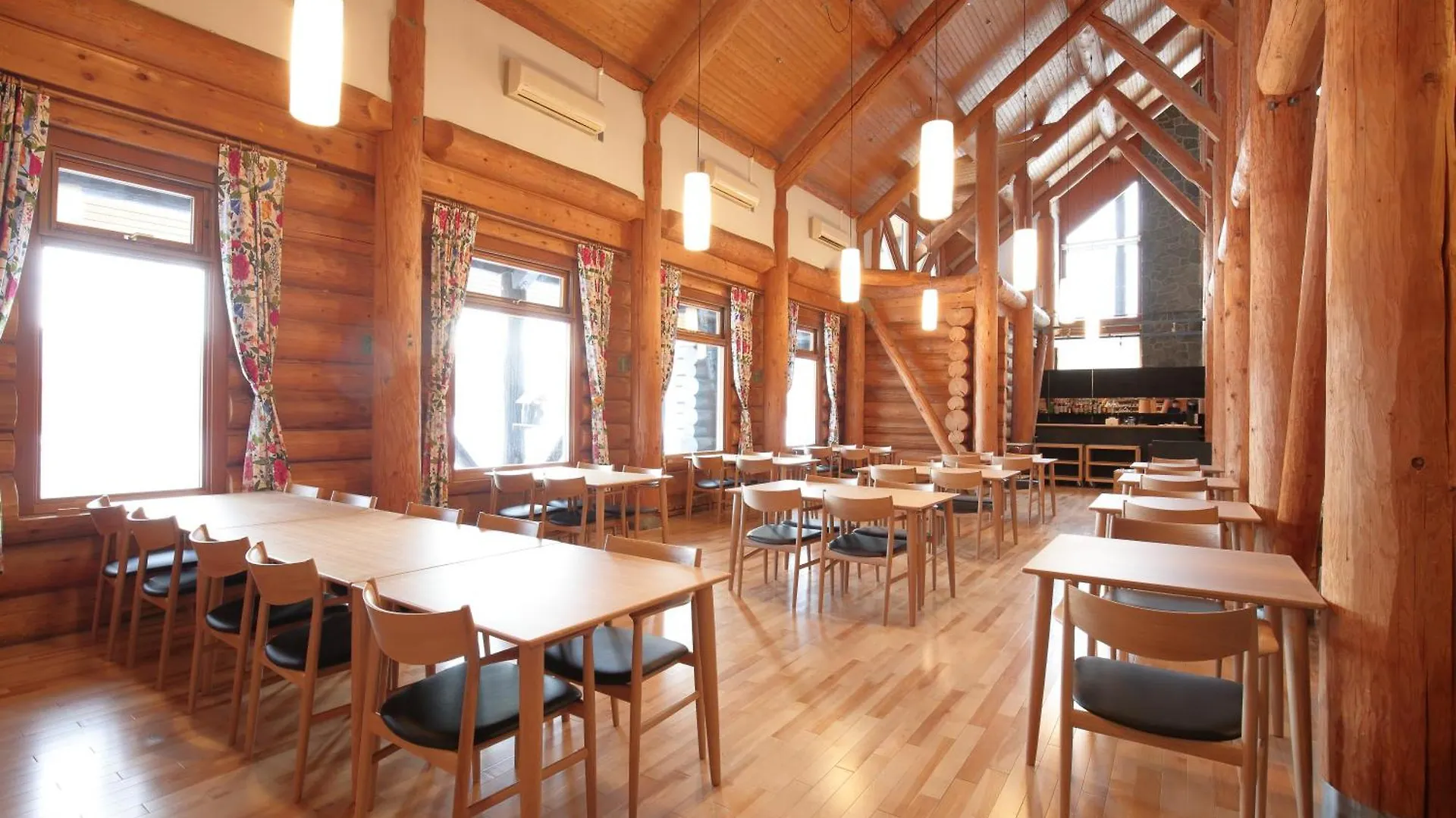 Log Hotel The Maple Lodge Iwamizawa