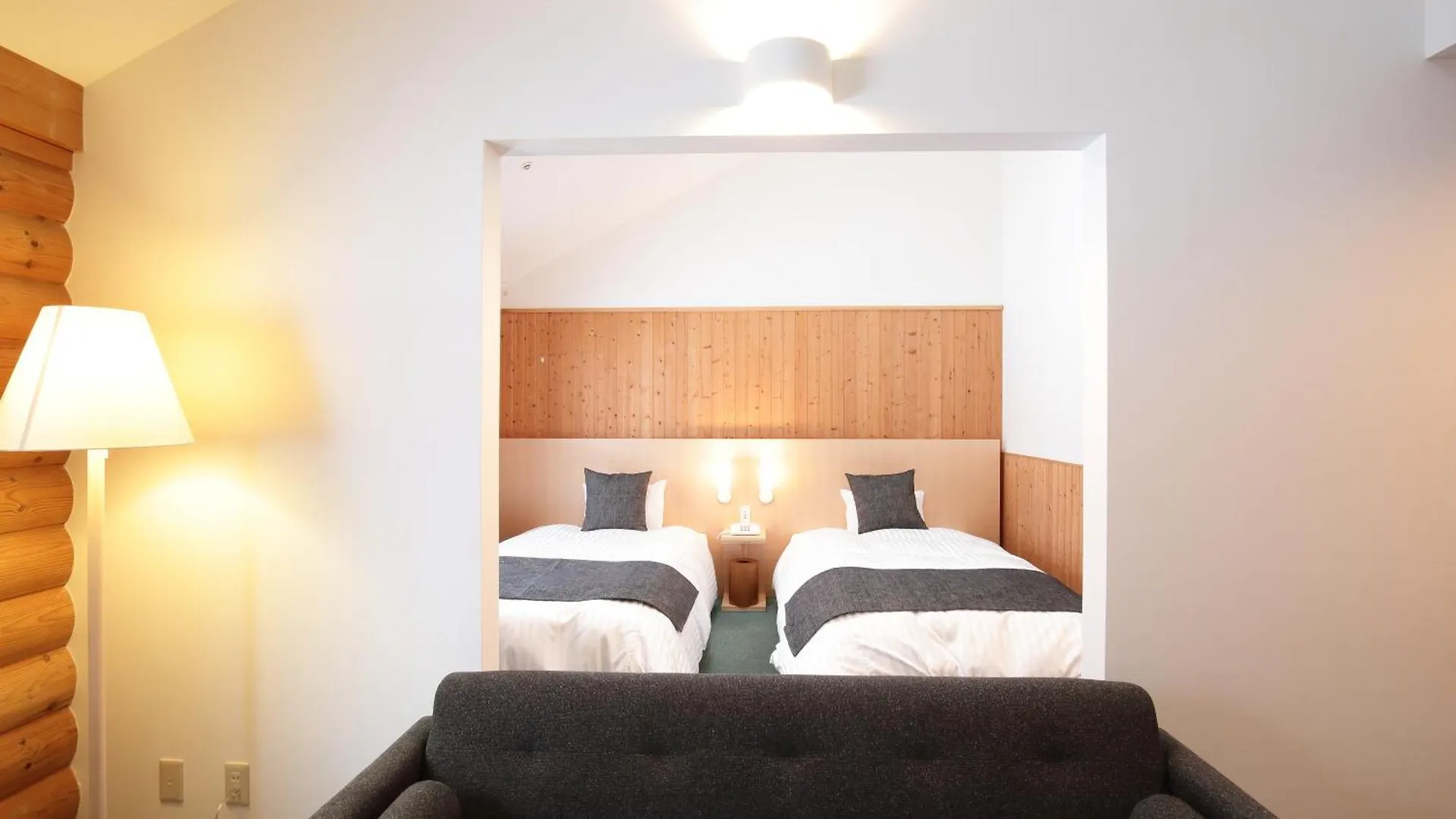 Log Hotel The Maple Lodge Iwamizawa 0*,