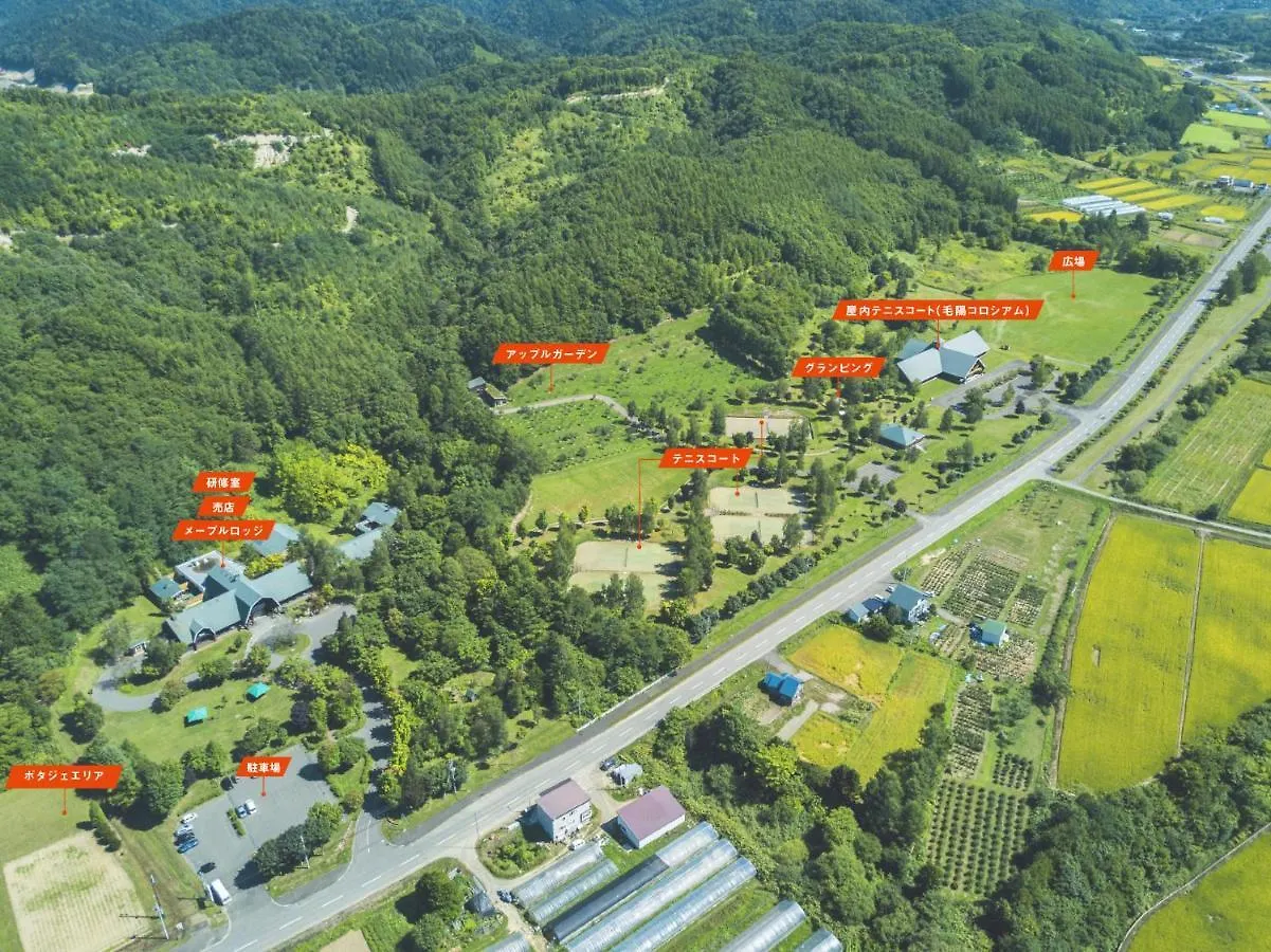 ログホテル メープルロッジ 岩見沢市